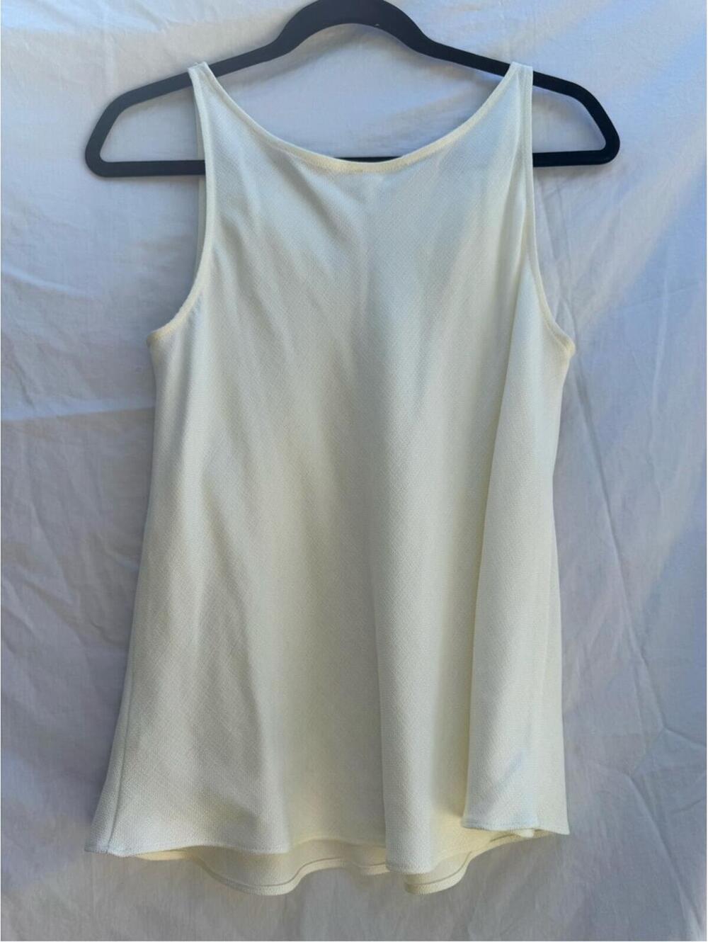 Vetta Capsule Textured Shell - Cream - Small - Picture 4 of 6